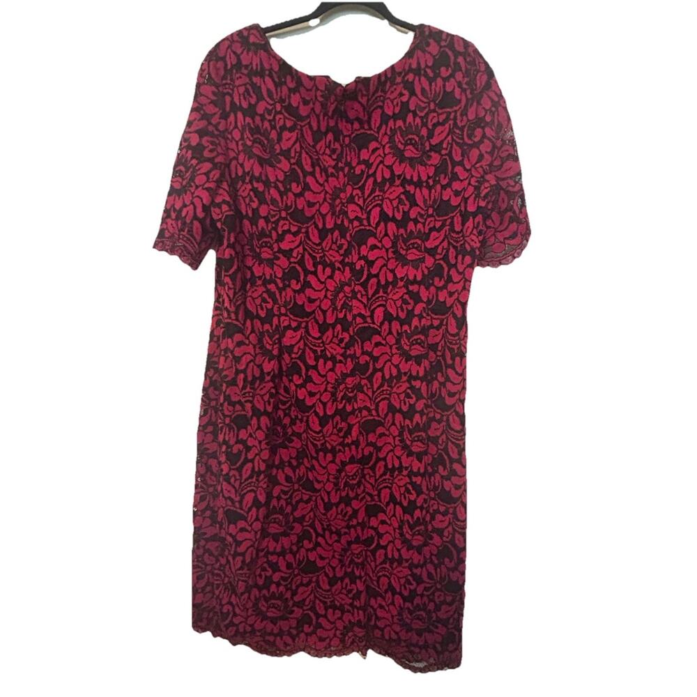 MADISON LEIGH RED & BLACK SHORT SLEEVE LACE KNEE LENGTH SHEATH DRESS - SZ 16W